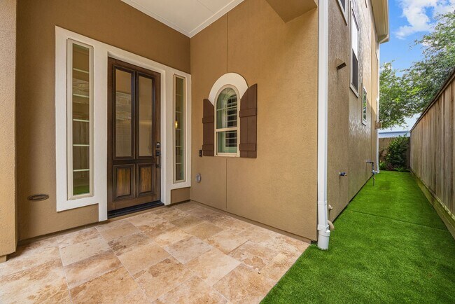 Foto del edificio - 8213 Cabernet Ln