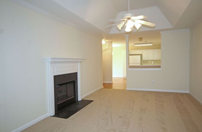 Building Photo - 500 Cliffview Ct