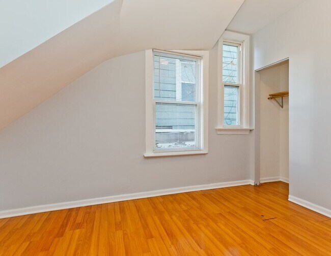 Foto del edificio - 3441 N Keating Ave