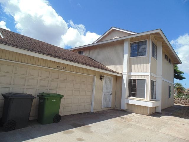 Building Photo - 4 bedroom, 2 bath, w/ 2 car garage in Ewa ...