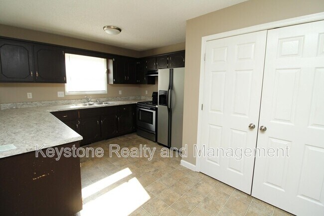 Foto del edificio - 1920 Timberline Cir