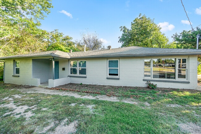 Foto del edificio - 9600 NE 11th St