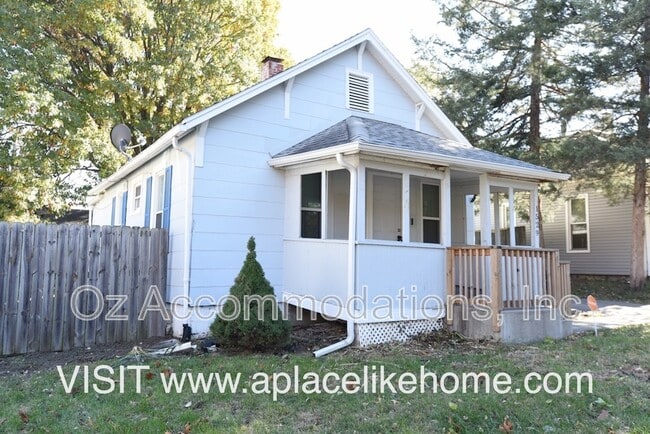 Building Photo - 1529 S Harvard Ave