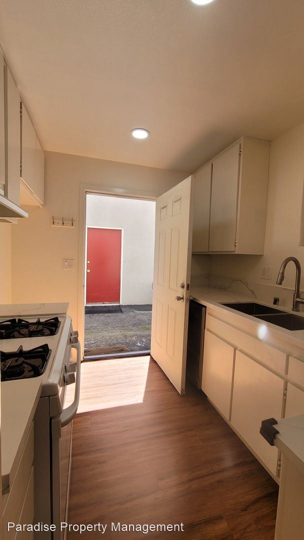 Building Photo - 1 br, 1 bath House - 2635 Harbor Blvd.