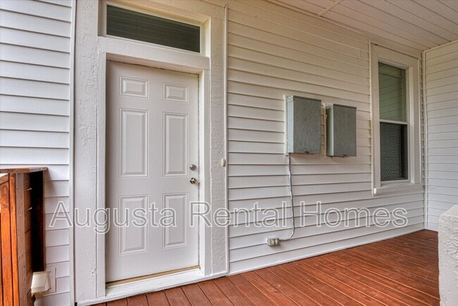 Building Photo - 2349 Wrightsboro Rd