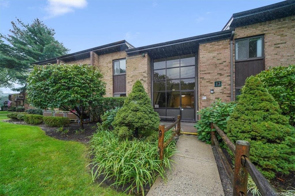 12 Brevoort Dr Unit 2A, Pomona, NY 10970 Room for Rent in Pomona, NY