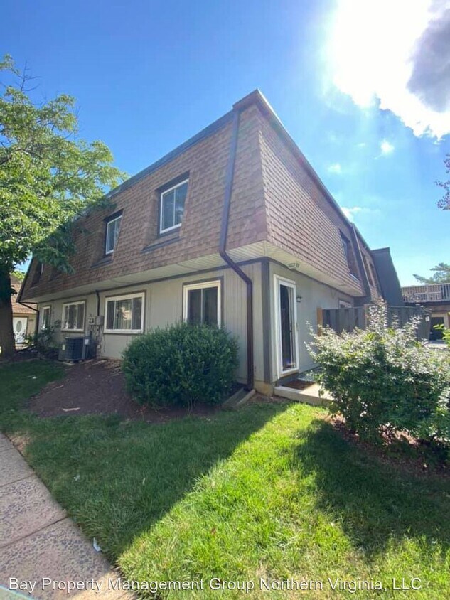 3866 Manzanita Pl, Alexandria, VA 22309 House for Rent in Alexandria