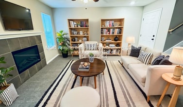 Building Photo - 9456 N Baltimore Ave