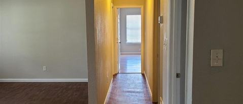 Foto del edificio - 8490 Lawton St