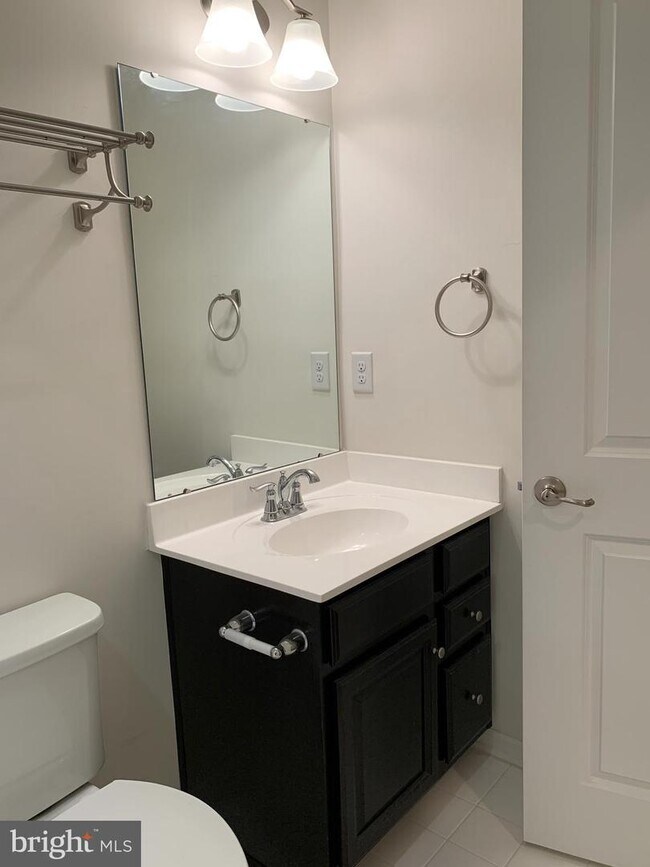 Building Photo - 17 Ventana Ct