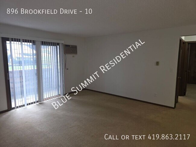 Foto del edificio - 896 Brookfield Dr