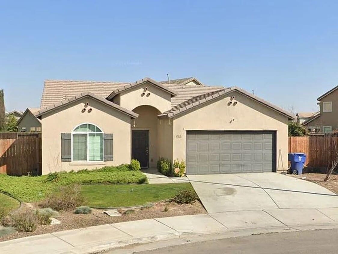 Primary Photo - Bakersfield