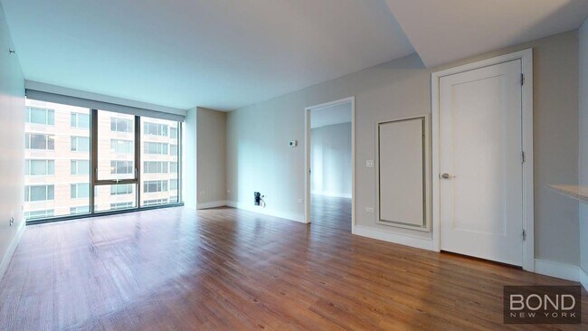 Building Photo - 237 E 34th St