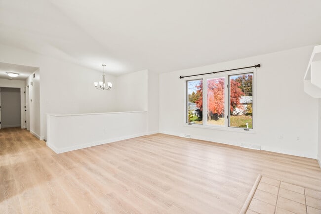 Building Photo - 3607 Madera Dr