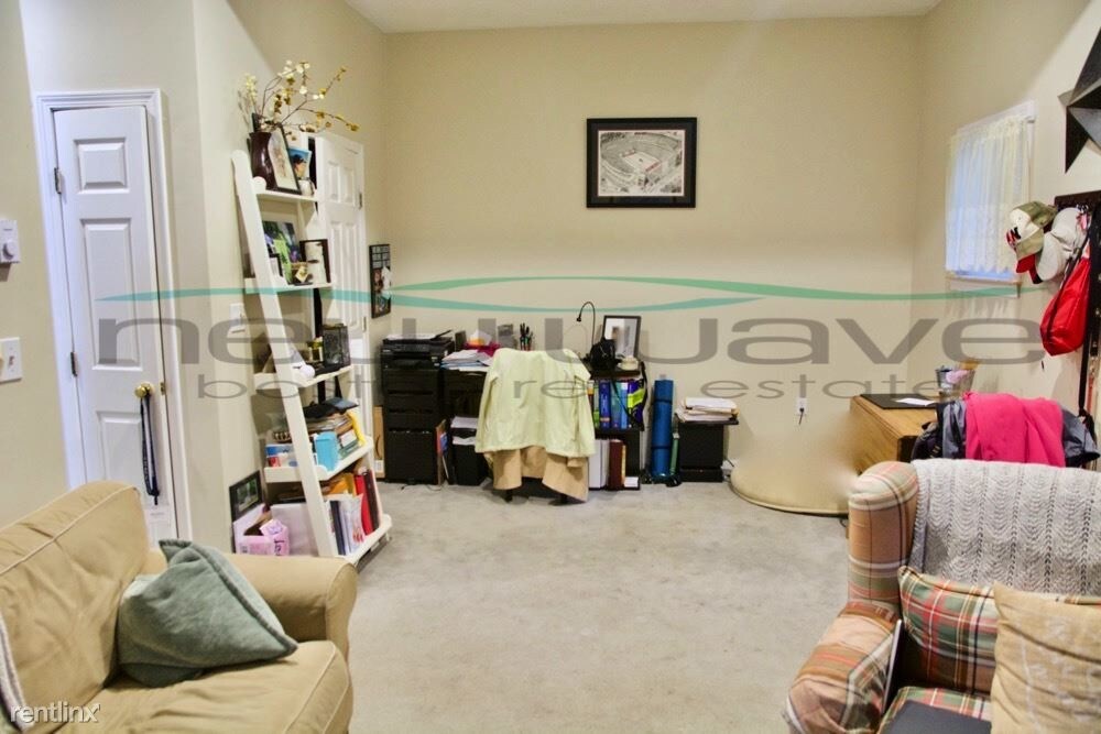 Foto principal - 28 E Springfield St