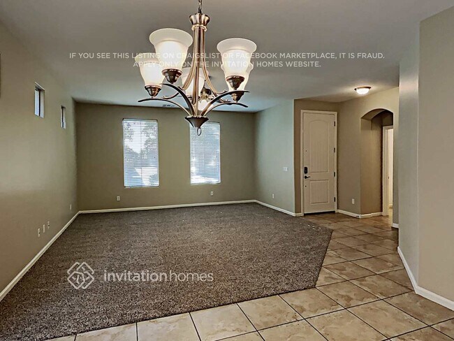 Building Photo - 1507 S Colt Dr