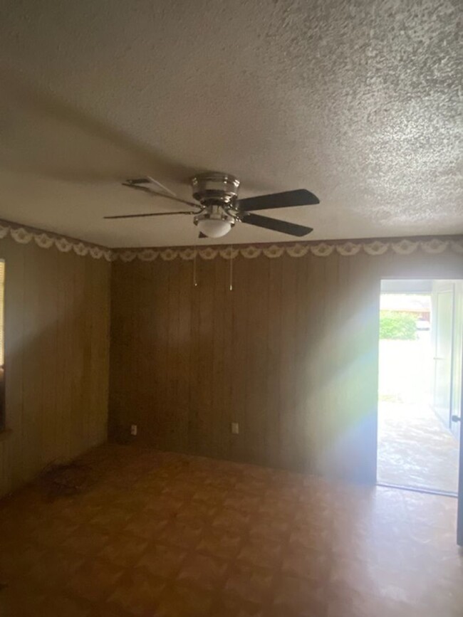 Building Photo - Home for Rent in Coushatta, Louisiana - Re...