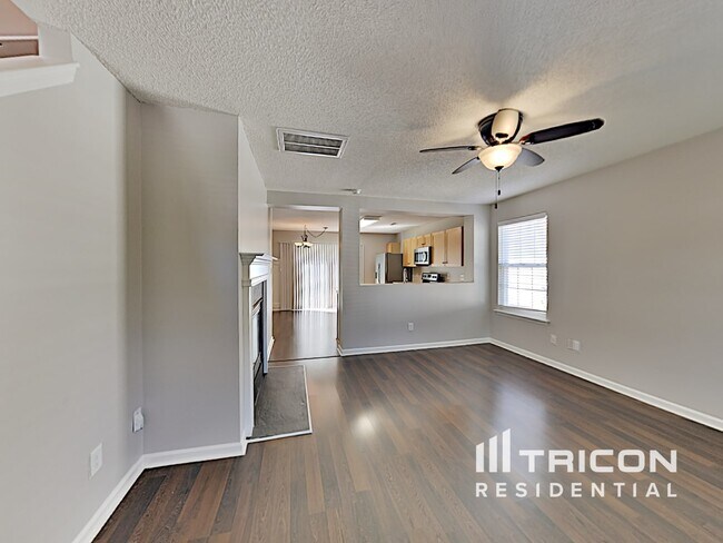 Foto del edificio - 4527 Red Hook Rd