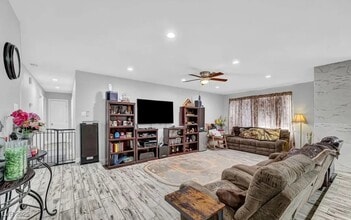 Building Photo - 204 Thunder St Building Photo - 204 Thunder St