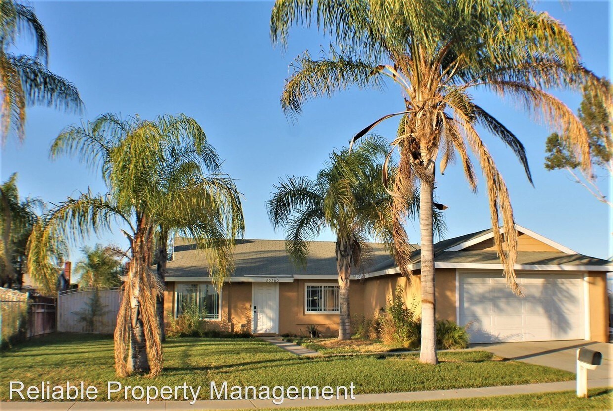 Foto principal - 4 br, 2 bath House - 25260 Old Farm