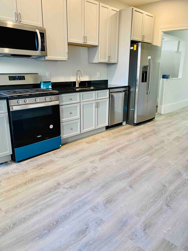 Building Photo - 12 O St