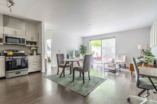 Foto del edificio - 1717 22nd Ave