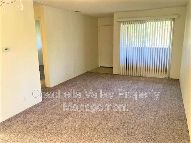 Building Photo - 2860 N Los Felices Rd