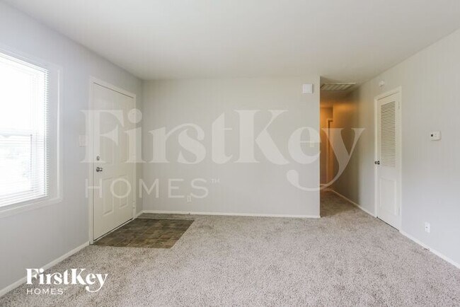 Foto del edificio - 6614 E 47th St