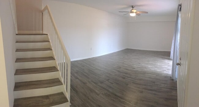 Building Photo - 1804 18th Way