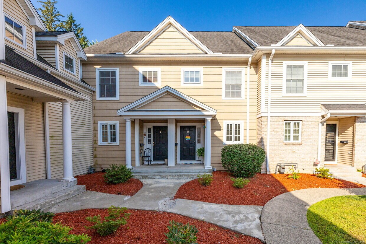 Foto principal - 37 Alden St