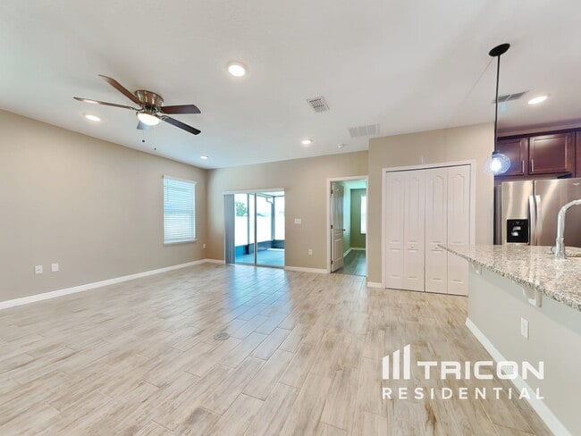 Building Photo - 500 Pinecrest Loop