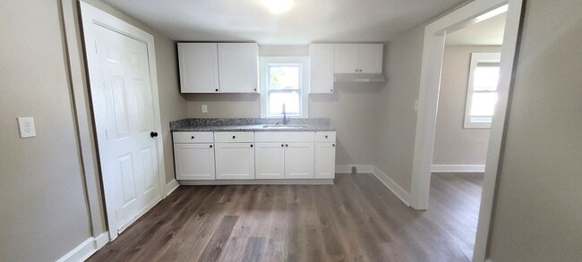 Building Photo - 1420 Furlough Ave