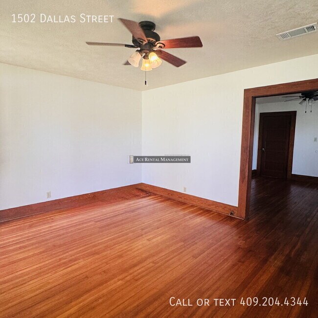 Foto del edificio - 1502 Dallas St
