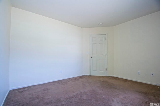 Building Photo - 3035 Bandera Ave