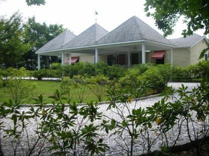 Building Photo - 110 Montauk Hwy