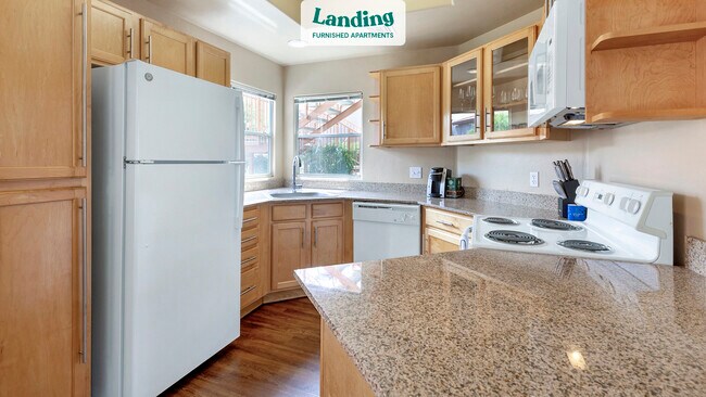 Building Photo - 10950 N La Cañada Dr