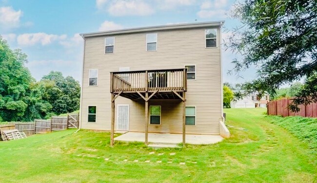 Building Photo - 3470 Sierra Ridge Way SW
