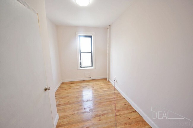 Building Photo - Brand new 3 bedroom apartment in Bay Ridge
