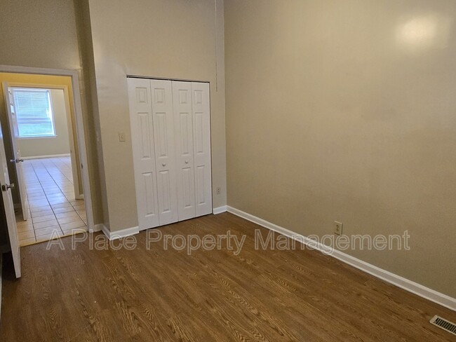 Building Photo - 3113 Magnolia Ave