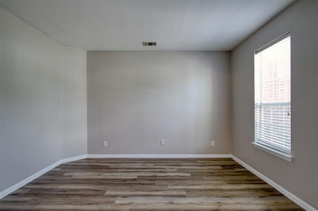 Foto del edificio - 8905 Brook Hollow Dr