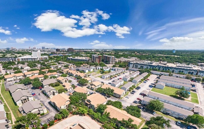 Building Photo - Addison Apartments at the Park