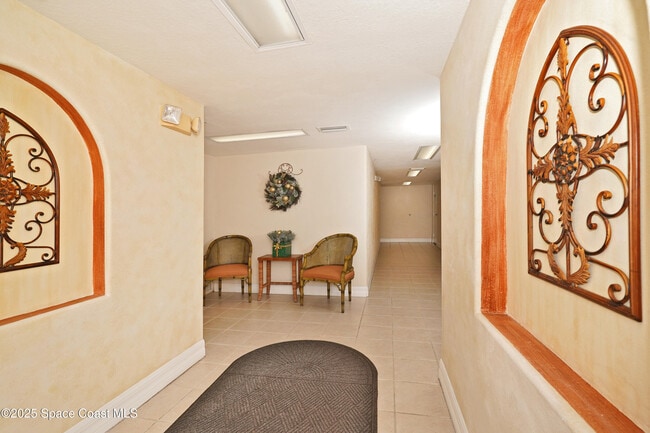 Building Photo - 8922 Laguna Ln