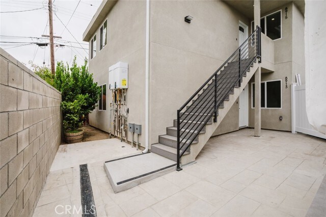 Foto del edificio - 8915 Wakefield Ave