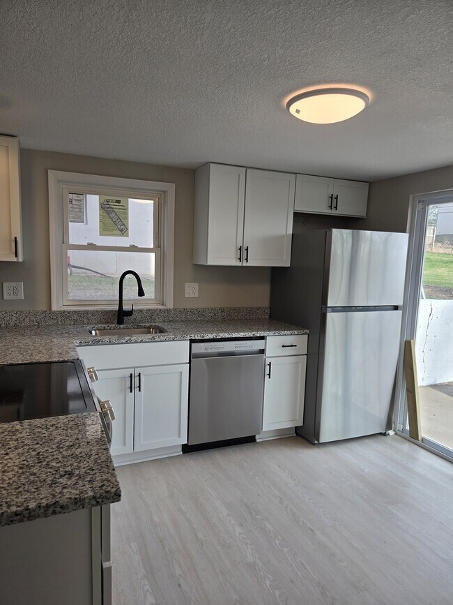 Foto del edificio - 3609 NE 67th St