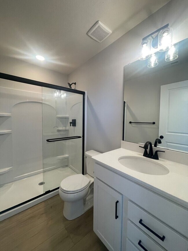 Building Photo - Townhome for Rent in Papillion