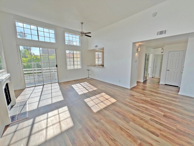 Foto del edificio - 15507 Moorpark St