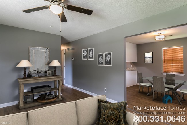 Building Photo - 3 br, 1 bath House - 325 Washington Dr