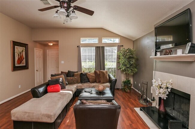 Building Photo - 18446 S Wimbledon Dr