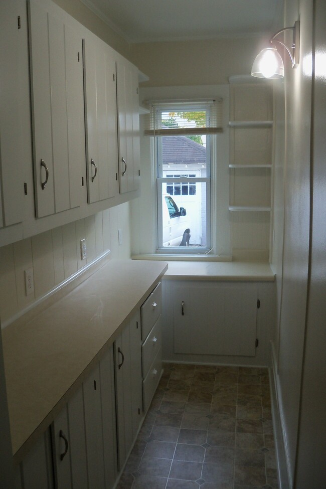 pantry - 205 Orange St