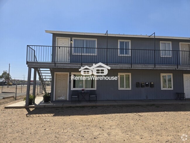 Building Photo - 1623 E Wood St